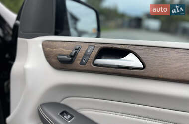 Позашляховик / Кросовер Mercedes-Benz M-Class 2013 в 