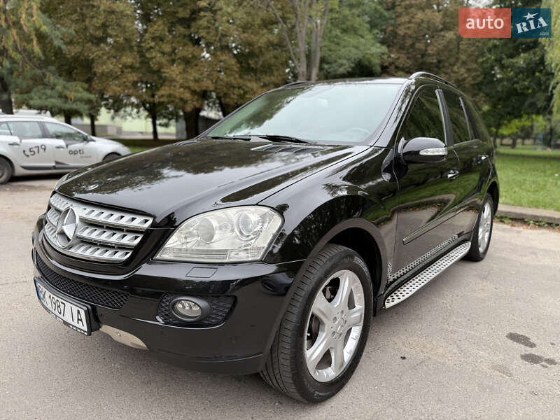 Внедорожник / Кроссовер Mercedes-Benz M-Class 2007 в Ровно