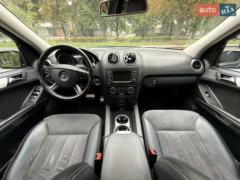Внедорожник / Кроссовер Mercedes-Benz M-Class 2007 в Ровно