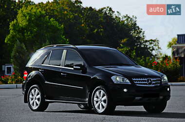 Позашляховик / Кросовер Mercedes-Benz M-Class 2008 в 