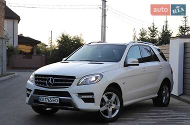 Внедорожник / Кроссовер Mercedes-Benz M-Class 2012 в 