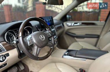Внедорожник / Кроссовер Mercedes-Benz M-Class 2012 в 