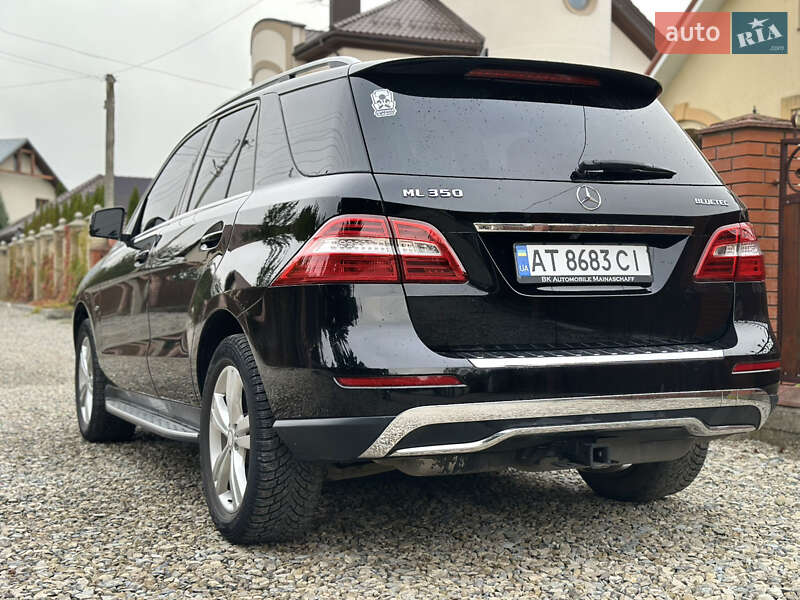 Позашляховик / Кросовер Mercedes-Benz M-Class 2012 в Івано-Франківську