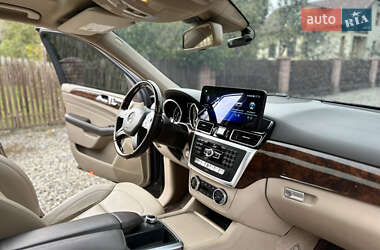 Внедорожник / Кроссовер Mercedes-Benz M-Class 2012 в 
