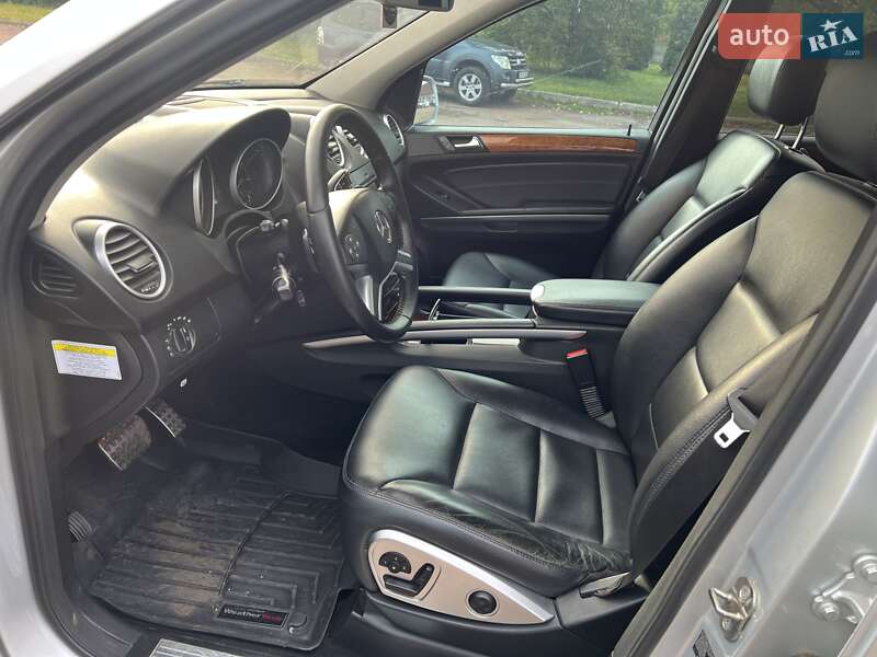 Позашляховик / Кросовер Mercedes-Benz M-Class 2008 в Прилуках