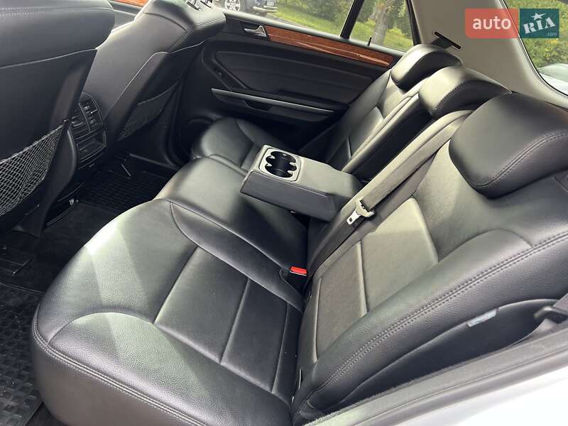 Позашляховик / Кросовер Mercedes-Benz M-Class 2008 в Прилуках