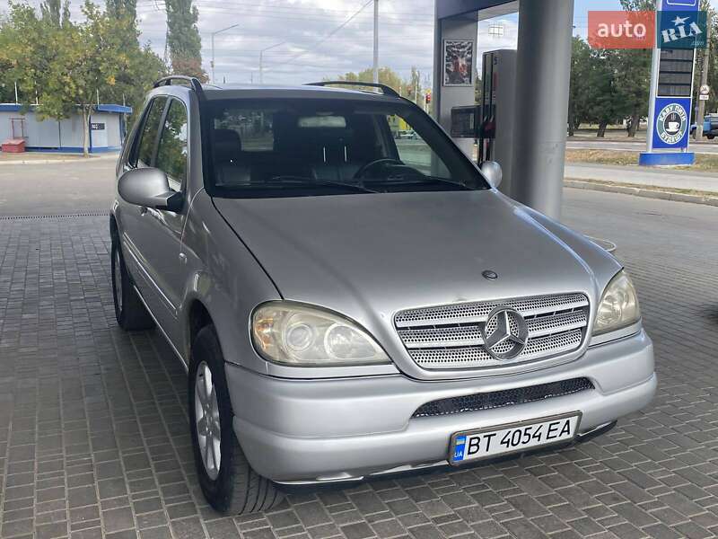 Позашляховик / Кросовер Mercedes-Benz M-Class 2000 в Миколаєві