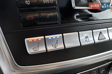 Внедорожник / Кроссовер Mercedes-Benz M-Class 2011 в 