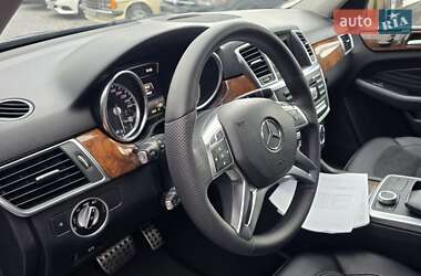 Внедорожник / Кроссовер Mercedes-Benz M-Class 2013 в 