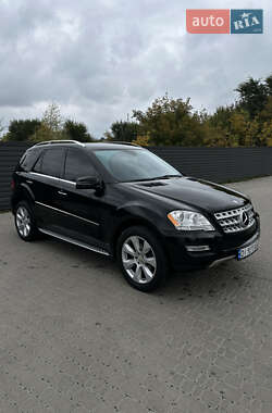 Внедорожник / Кроссовер Mercedes-Benz M-Class 2010 в 