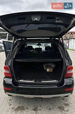 Внедорожник / Кроссовер Mercedes-Benz M-Class 2010 в 