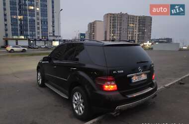 Внедорожник / Кроссовер Mercedes-Benz M-Class 2008 в 