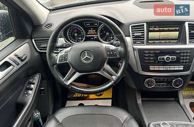 Позашляховик / Кросовер Mercedes-Benz M-Class 2013 в 