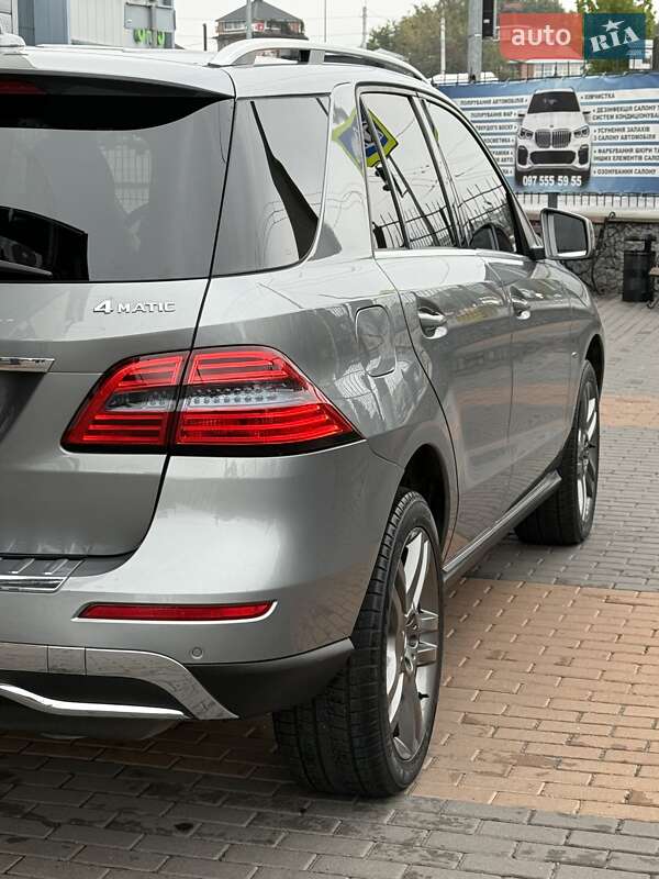 Позашляховик / Кросовер Mercedes-Benz M-Class 2012 в Білій Церкві фото 20 Позашляховик / Кросовер Mercedes-Benz M-Class 2012 в Білій Церкві