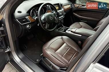 Внедорожник / Кроссовер Mercedes-Benz M-Class 2012 в 