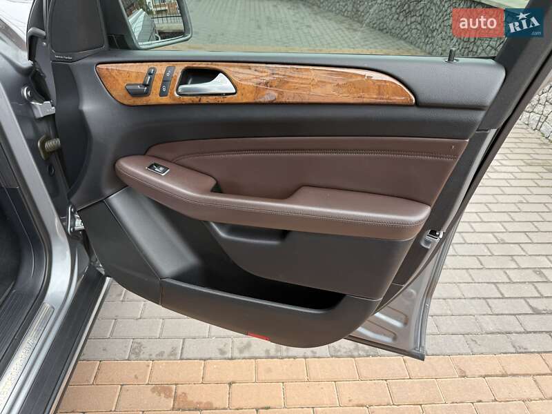 Позашляховик / Кросовер Mercedes-Benz M-Class 2012 в Білій Церкві фото 40 Позашляховик / Кросовер Mercedes-Benz M-Class 2012 в Білій Церкві