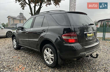 Внедорожник / Кроссовер Mercedes-Benz M-Class 2005 в 