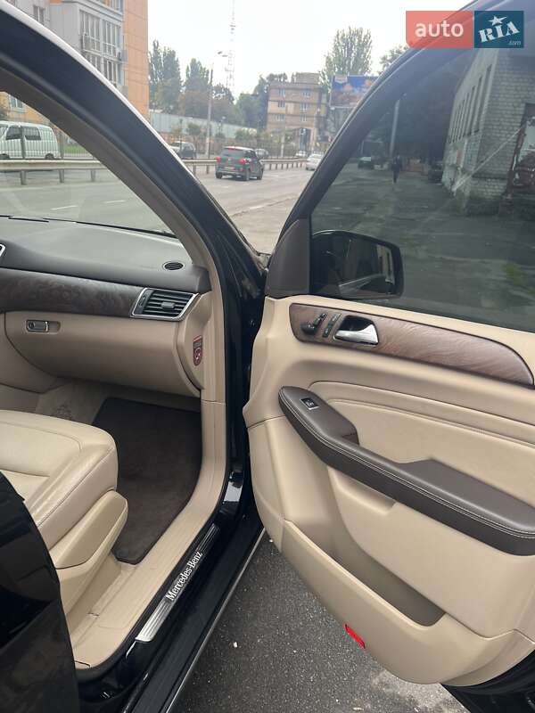 Позашляховик / Кросовер Mercedes-Benz M-Class 2015 в Одесі