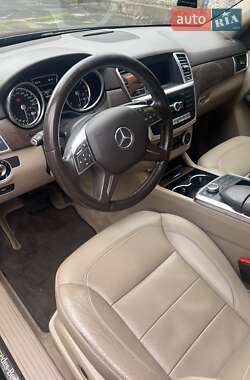 Внедорожник / Кроссовер Mercedes-Benz M-Class 2015 в 