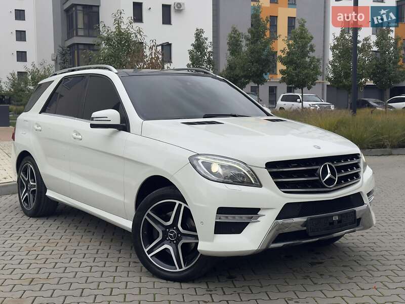 Внедорожник / Кроссовер Mercedes-Benz M-Class 2012 в 