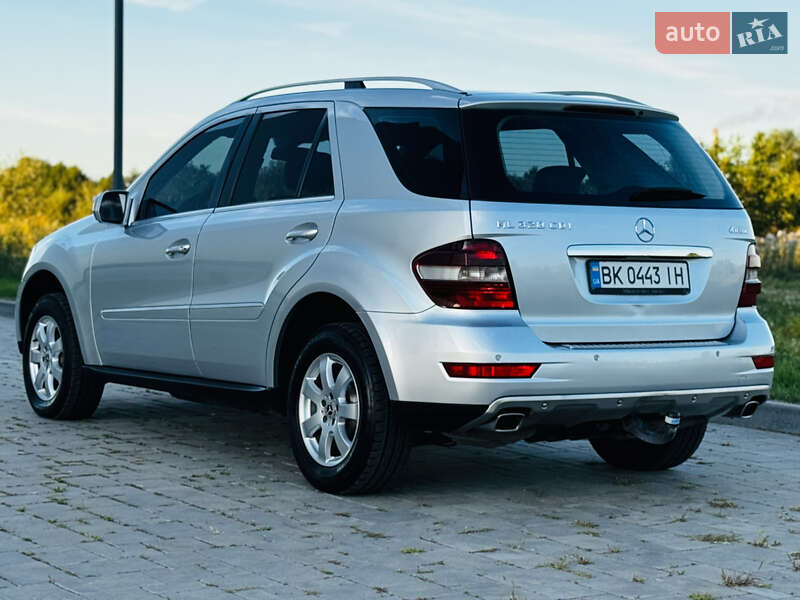 Позашляховик / Кросовер Mercedes-Benz M-Class 2008 в Здолбуніві