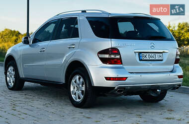 Внедорожник / Кроссовер Mercedes-Benz M-Class 2008 в 