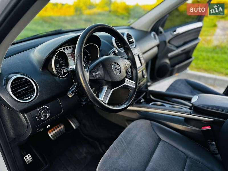 Позашляховик / Кросовер Mercedes-Benz M-Class 2008 в Здолбуніві