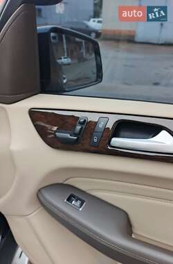 Внедорожник / Кроссовер Mercedes-Benz M-Class 2013 в 