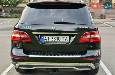 Внедорожник / Кроссовер Mercedes-Benz M-Class 2012 в 
