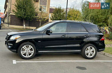 Внедорожник / Кроссовер Mercedes-Benz M-Class 2012 в 