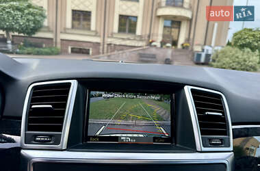 Внедорожник / Кроссовер Mercedes-Benz M-Class 2012 в 