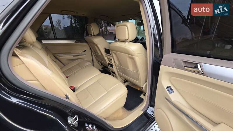 Внедорожник / Кроссовер Mercedes-Benz M-Class 2006 в Ровно