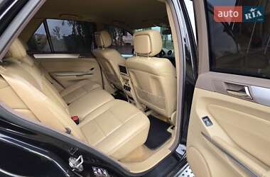 Внедорожник / Кроссовер Mercedes-Benz M-Class 2006 в 