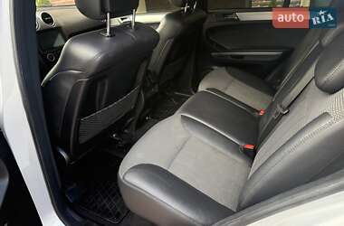 Внедорожник / Кроссовер Mercedes-Benz M-Class 2006 в 