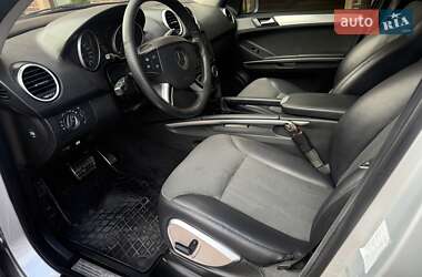 Внедорожник / Кроссовер Mercedes-Benz M-Class 2006 в 