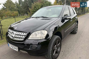 Позашляховик / Кросовер Mercedes-Benz M-Class 2005 в 