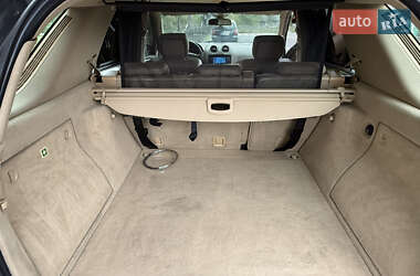 Позашляховик / Кросовер Mercedes-Benz M-Class 2005 в 