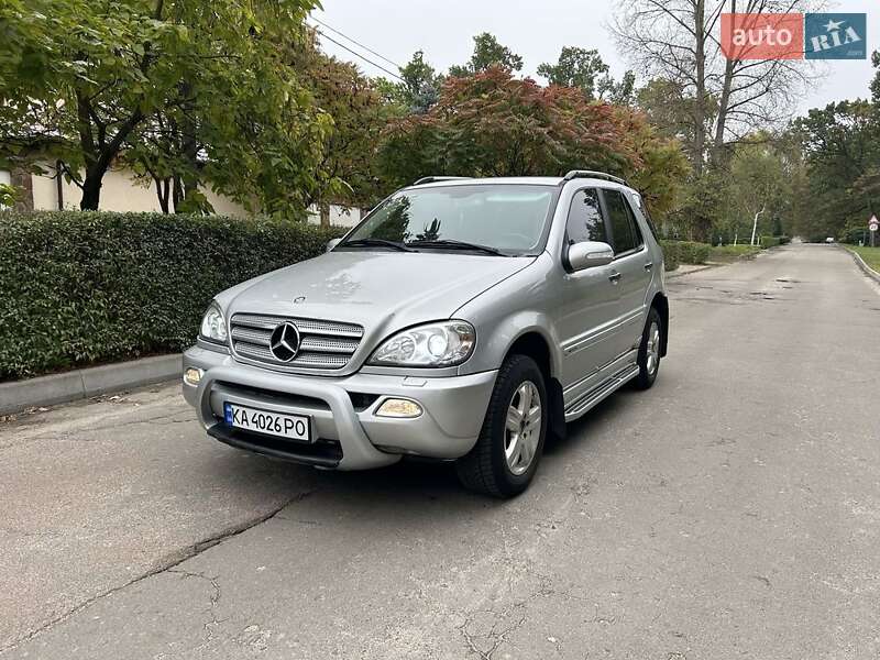 Позашляховик / Кросовер Mercedes-Benz M-Class 2004 в Києві