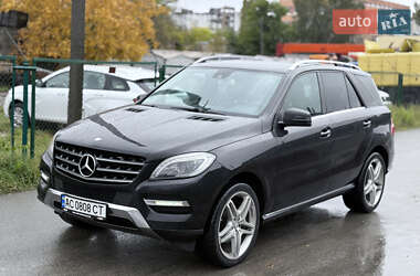 Позашляховик / Кросовер Mercedes-Benz M-Class 2013 в Києві
