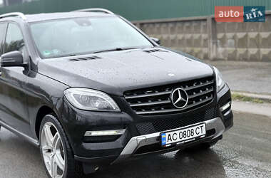 Внедорожник / Кроссовер Mercedes-Benz M-Class 2013 в 