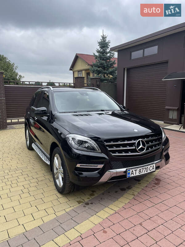 Внедорожник / Кроссовер Mercedes-Benz M-Class 2013 в Долине