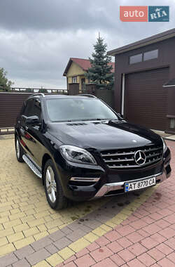 Внедорожник / Кроссовер Mercedes-Benz M-Class 2013 в 