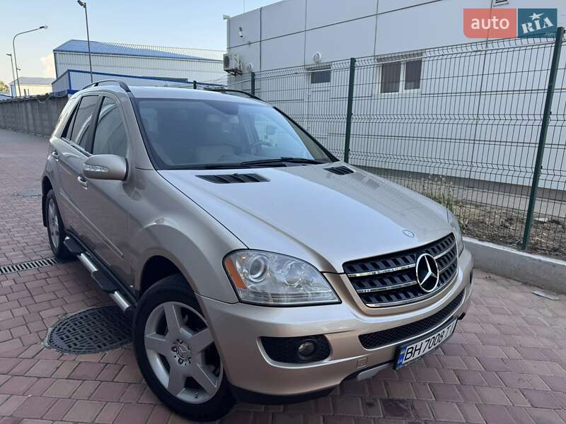 Позашляховик / Кросовер Mercedes-Benz M-Class 2007 в Одесі