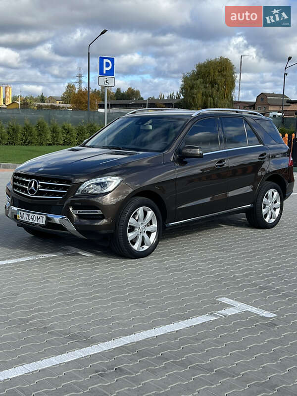 Позашляховик / Кросовер Mercedes-Benz M-Class 2013 в Вінниці
