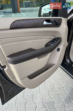 Позашляховик / Кросовер Mercedes-Benz M-Class 2013 в 