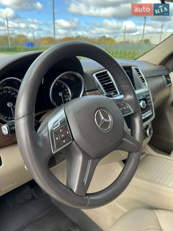 Позашляховик / Кросовер Mercedes-Benz M-Class 2013 в Вінниці