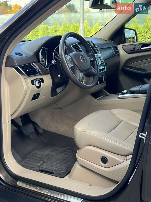 Позашляховик / Кросовер Mercedes-Benz M-Class 2013 в Вінниці