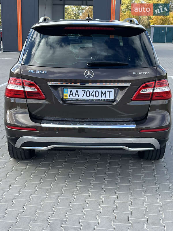 Позашляховик / Кросовер Mercedes-Benz M-Class 2013 в Вінниці