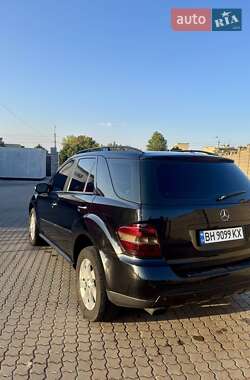 Внедорожник / Кроссовер Mercedes-Benz M-Class 2008 в 