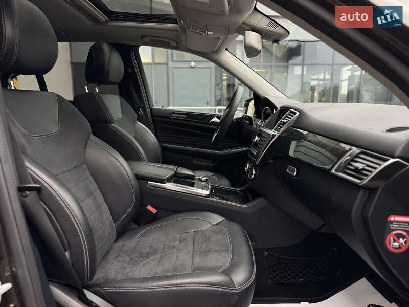 Внедорожник / Кроссовер Mercedes-Benz M-Class 2013 в Луцке